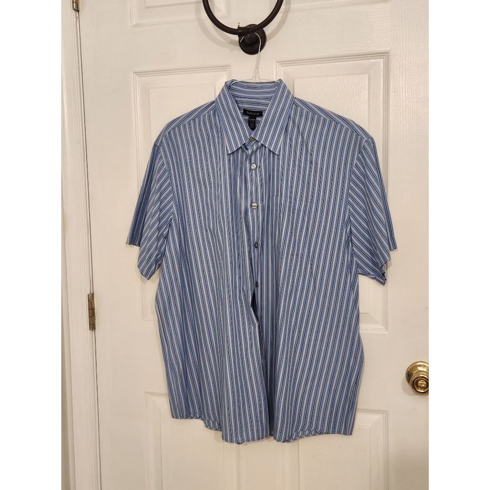 Van Heusen Size XL (34-35) DS#10